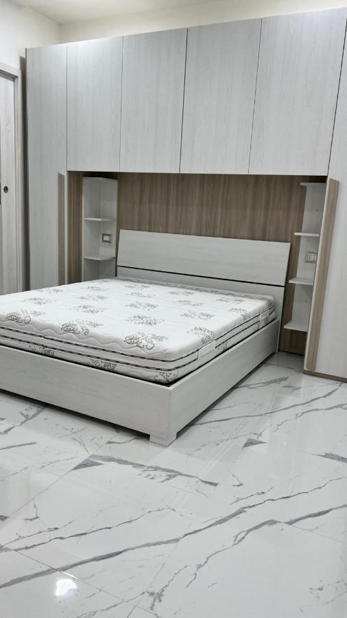 Diego_House Неаполь Екстер'єр фото